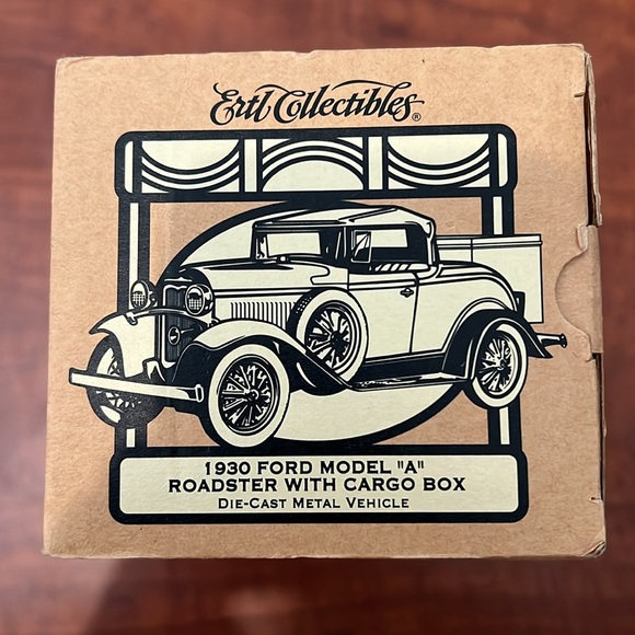 *NWT* ERTL Collectibles 1930 Ford Model A Die Cast Model Car - Picture 4 of 9